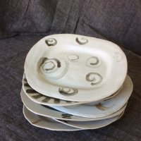 Gloria Jensen
Frokost tallerkener
Stentøj
